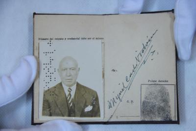 Cédula de identidad de Miguel Carlos Victorica