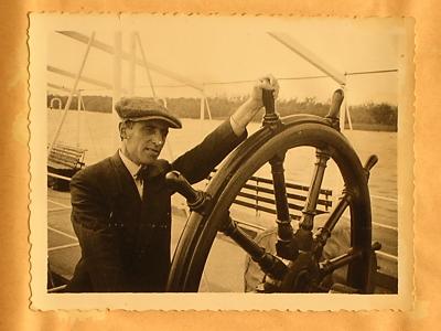 Viajes al exterior e interior de la República