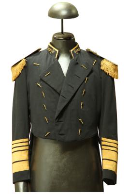 Traje utilizado por BQM para sus ceremonias de la Orden el Tornillo